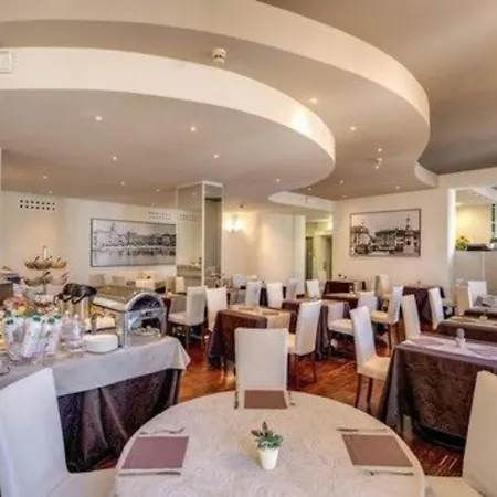 Firenze Hotel 3*
